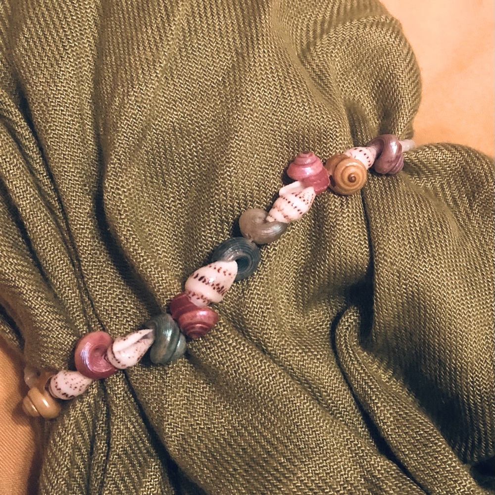 Seashell bracelet size 7-8